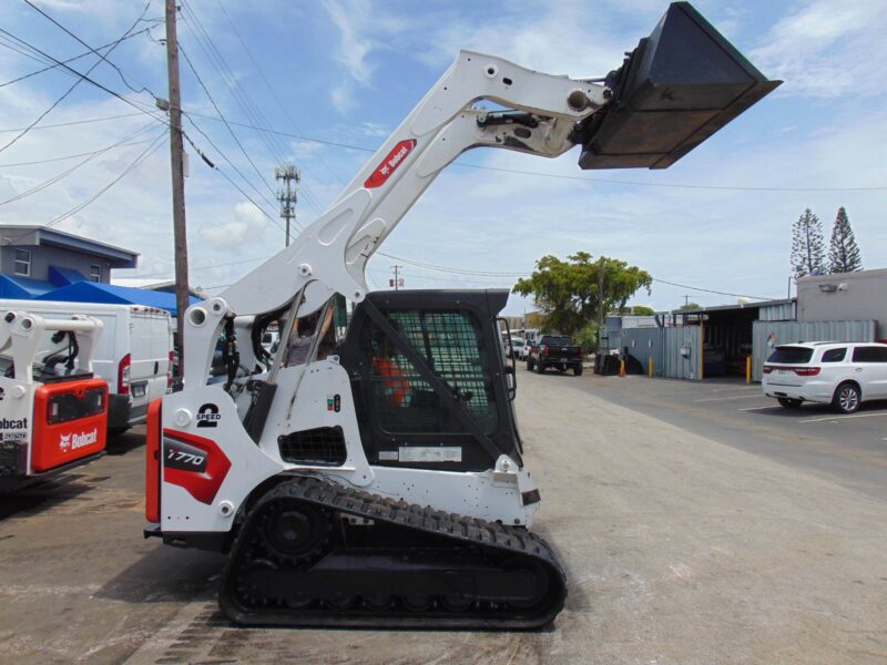2021 BOBCAT T770 TURBO 2 SPEED "HIGH FLOW" JOYSTICKS - NEW TRACKS - A/C - HEAT - STEREO - ONLY 1,652 HOURS - Image 5