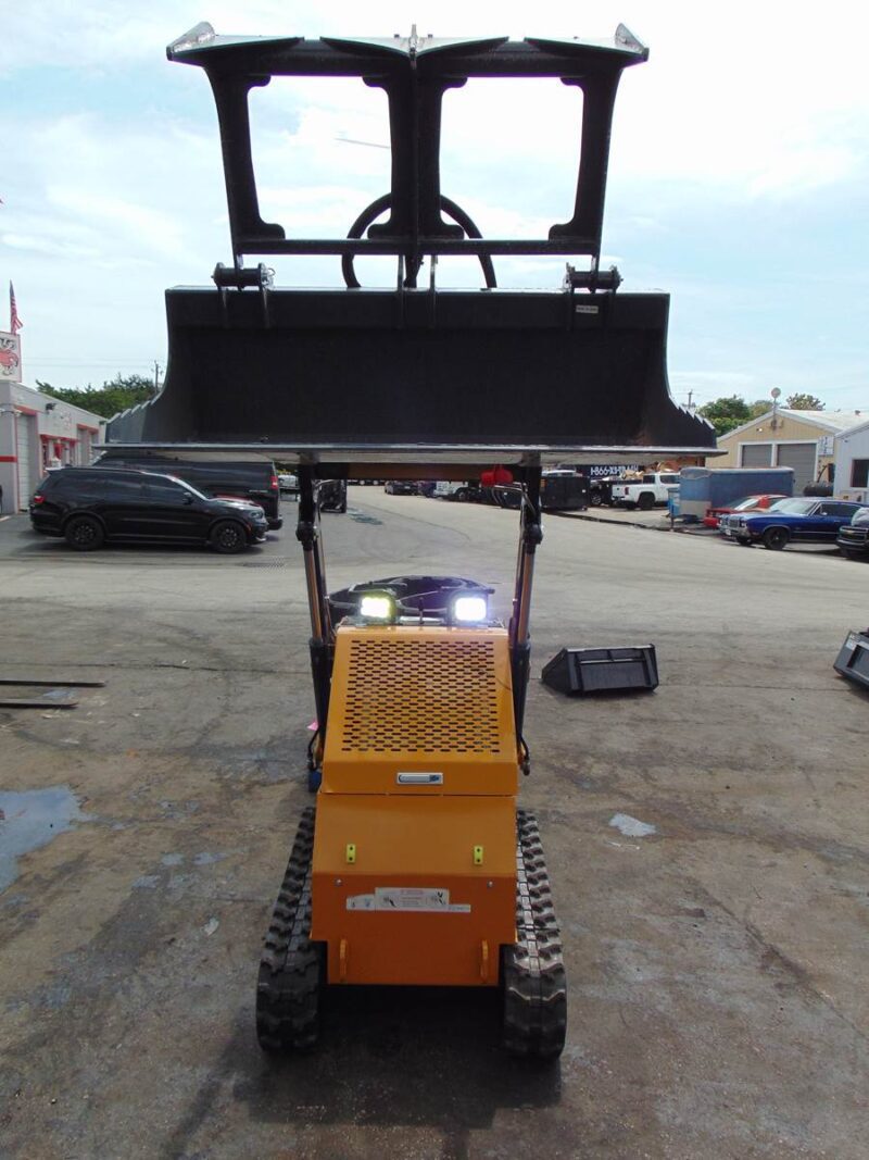 2025 NEW 2026 AGT INDUSTRIAL LRT23 SKID STEER W/ GRAPPLE BUCKET - BIG 23 HP V-TWIN GAS 4 STROKE - RUBBER TRACKS - BRAND NEW - Image 20