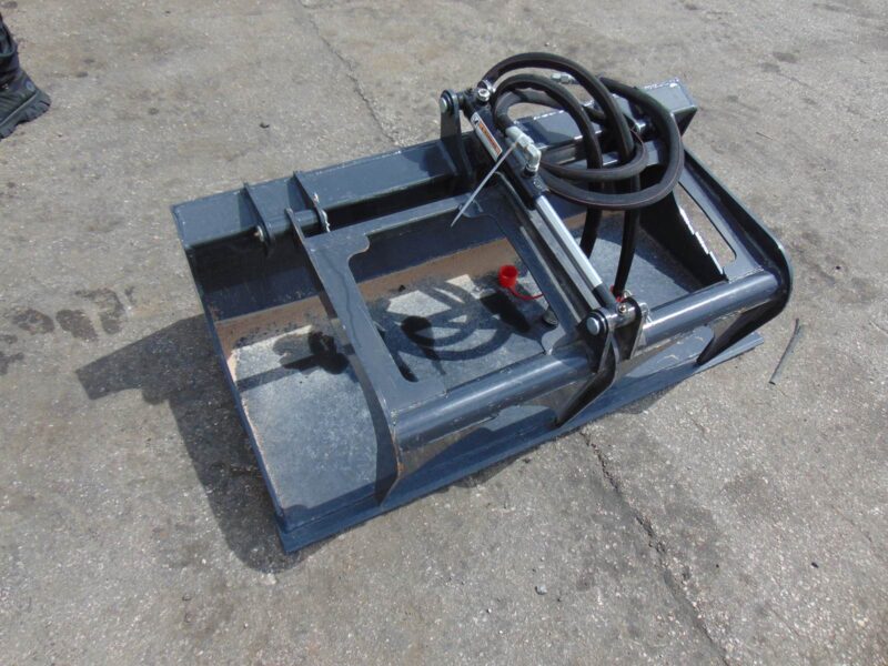 2025 NEW 2026 AGT INDUSTRIAL LRT23 SKID STEER W/ GRAPPLE BUCKET - BIG 23 HP V-TWIN GAS 4 STROKE - RUBBER TRACKS - BRAND NEW - Image 22