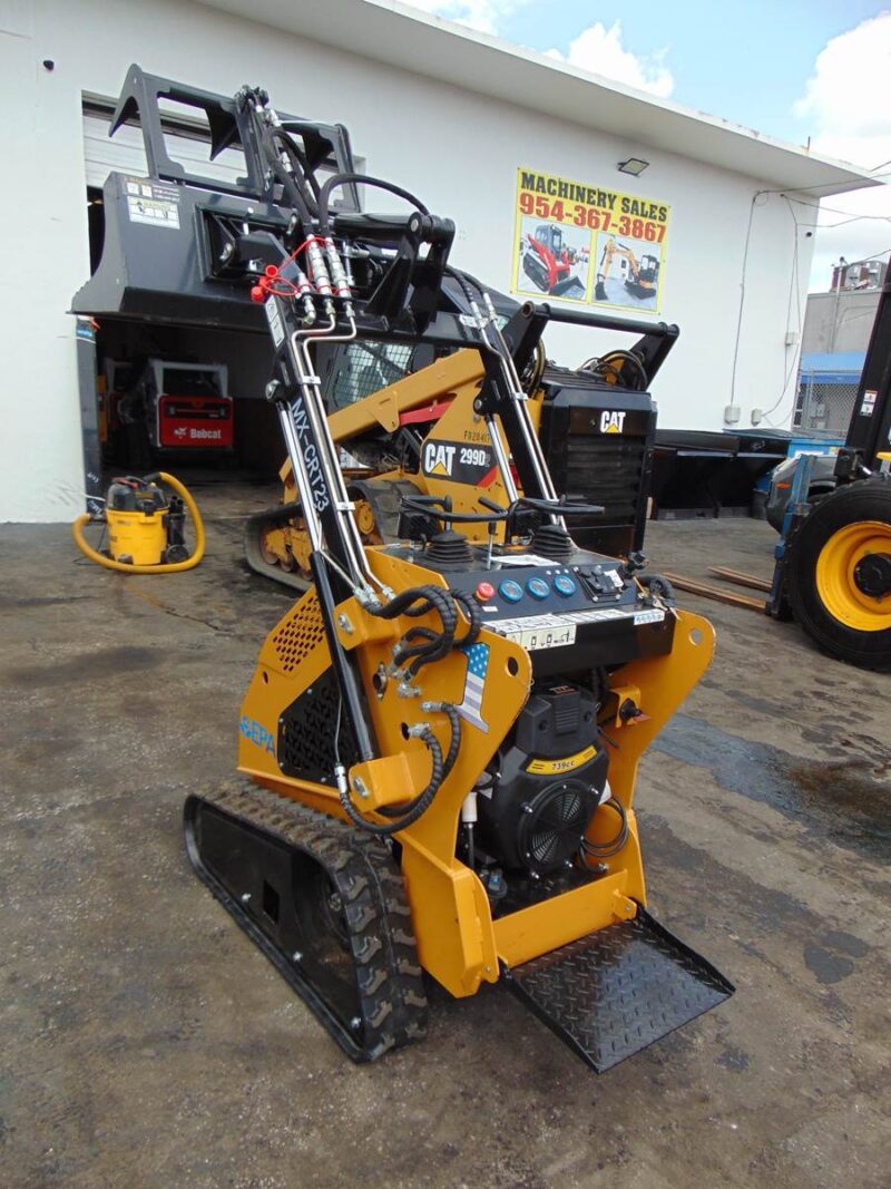 2025 NEW 2026 AGT INDUSTRIAL LRT23 SKID STEER W/ GRAPPLE BUCKET - BIG 23 HP V-TWIN GAS 4 STROKE - RUBBER TRACKS - BRAND NEW - Image 30