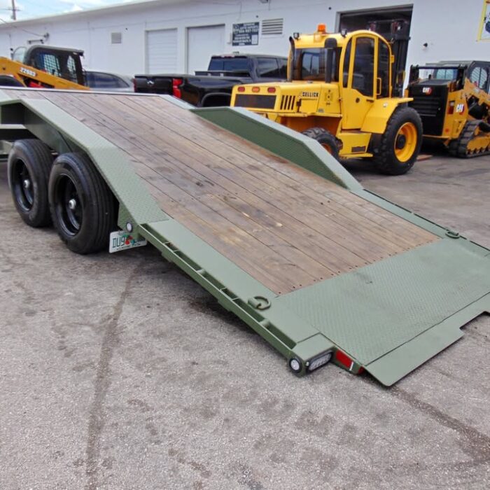 2025 NEW 2025 MAXXD 24' FLATBED UTILITY EQUIPMENT TILT DECK TRAILER - TANDEM 8K HYBRID AXLES - 18 PLY TIRES only used once - severe duty professional trailer