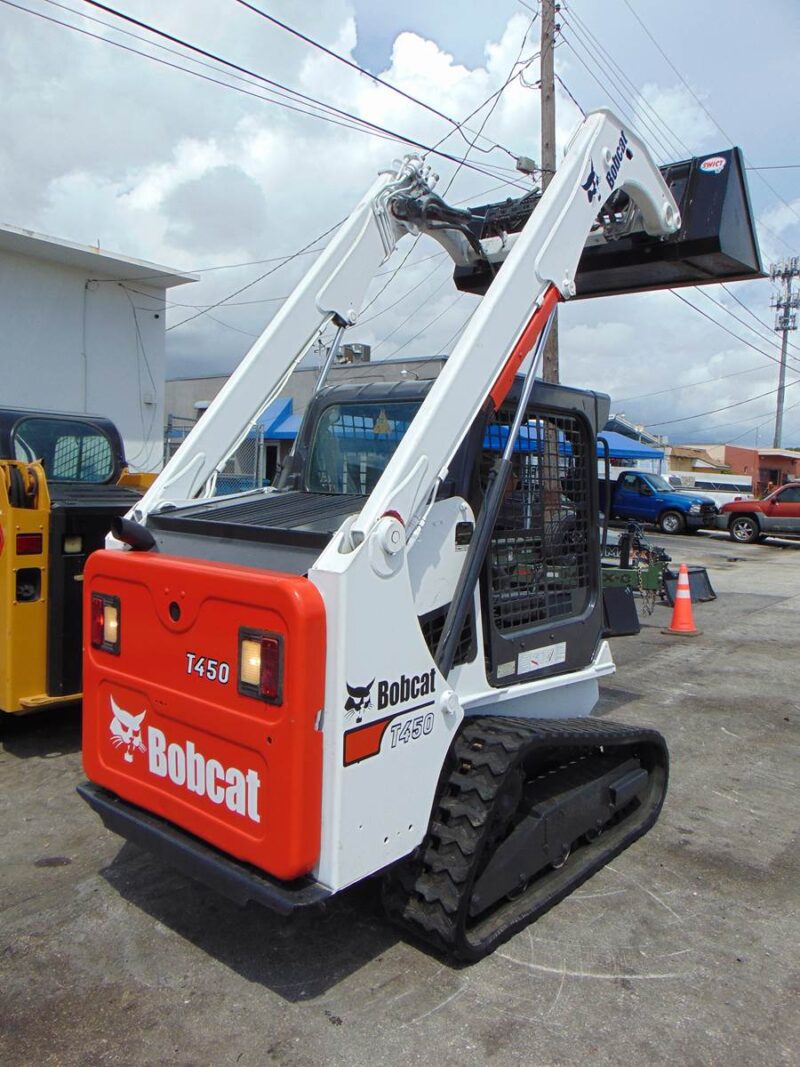 2017 BOBCAT T450 TURBO "JOYSTICKS" BOB-TACH POWER COUPLER - BOBCAT'S SMALLEST MID SIZED TRACK LOADER - ONLY 1,687 HOURS - ALL SERVICED TOO! - Image 12