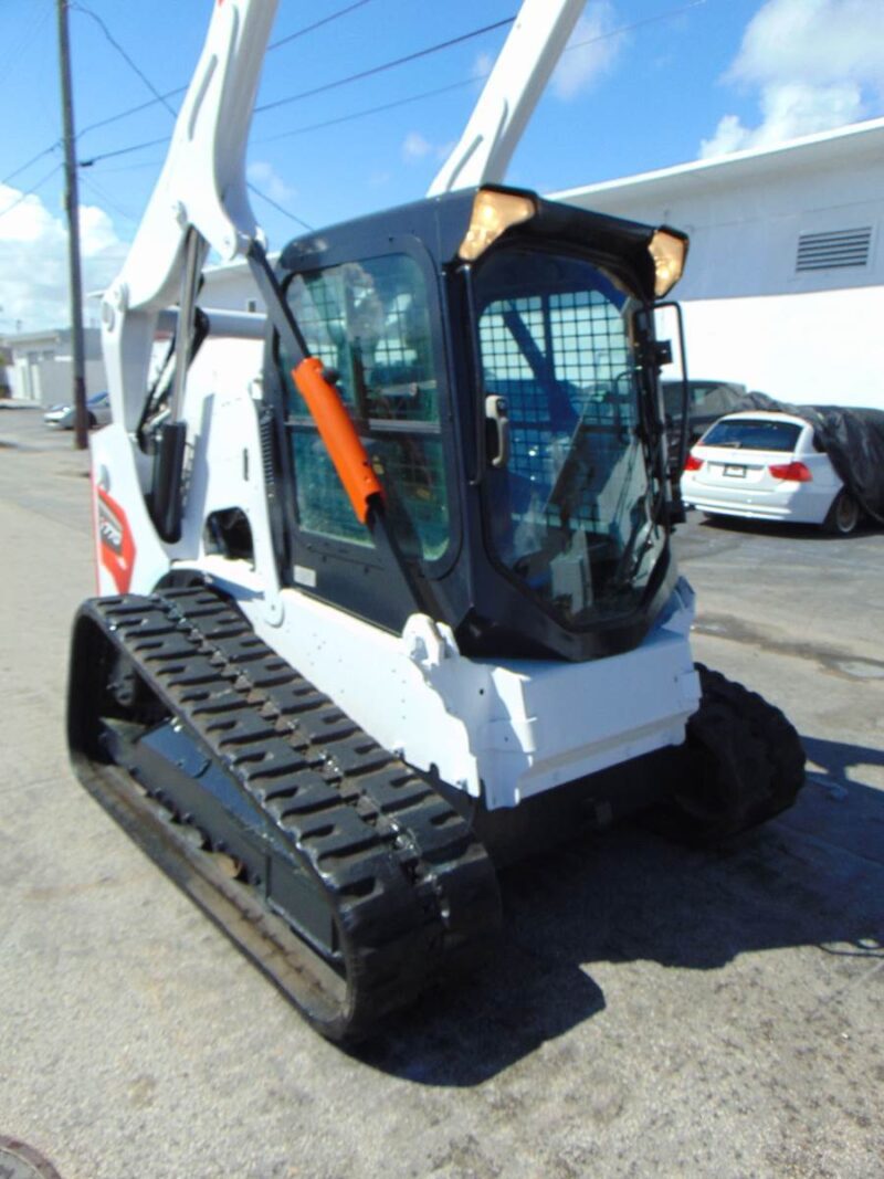 2017 BOBCAT T770 SKID STEER 92 HP TRACK LOADER - HEAT - A/C - STEREO - H.D. COOLING PKG - KEYLESS SECURITY - Image 23