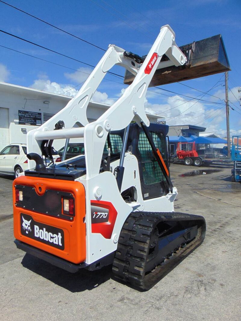 2017 BOBCAT T770 SKID STEER 92 HP TRACK LOADER - HEAT - A/C - STEREO - H.D. COOLING PKG - KEYLESS SECURITY - Image 24