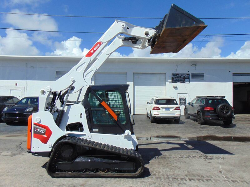 2017 BOBCAT T770 SKID STEER 92 HP TRACK LOADER - HEAT - A/C - STEREO - H.D. COOLING PKG - KEYLESS SECURITY - Image 5