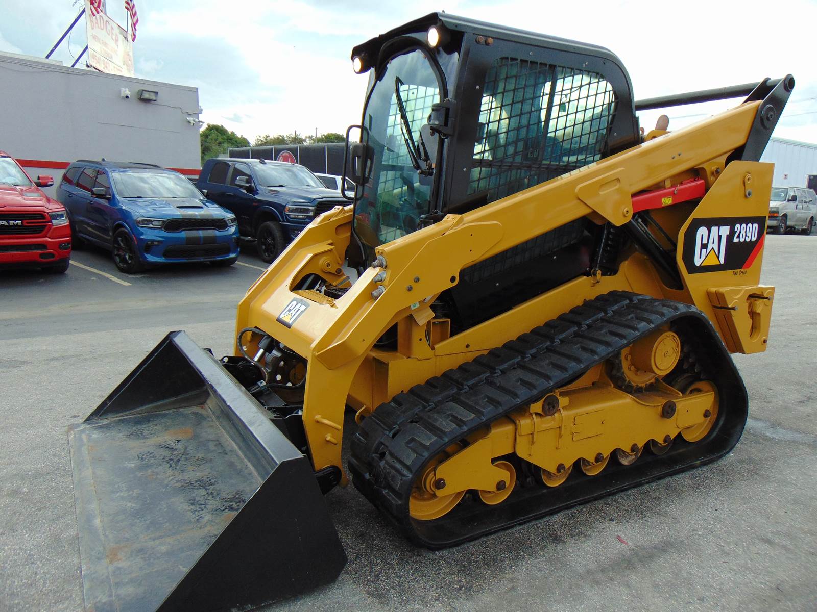 2017 CAT 289D TURBO 2 SPEED - JOYSTICKS - HEAT AND A/C - POWER QUICK ATTACH - COUNTERWEIGHTS - DPF DELETED - 1,642 HOURS - Image 29