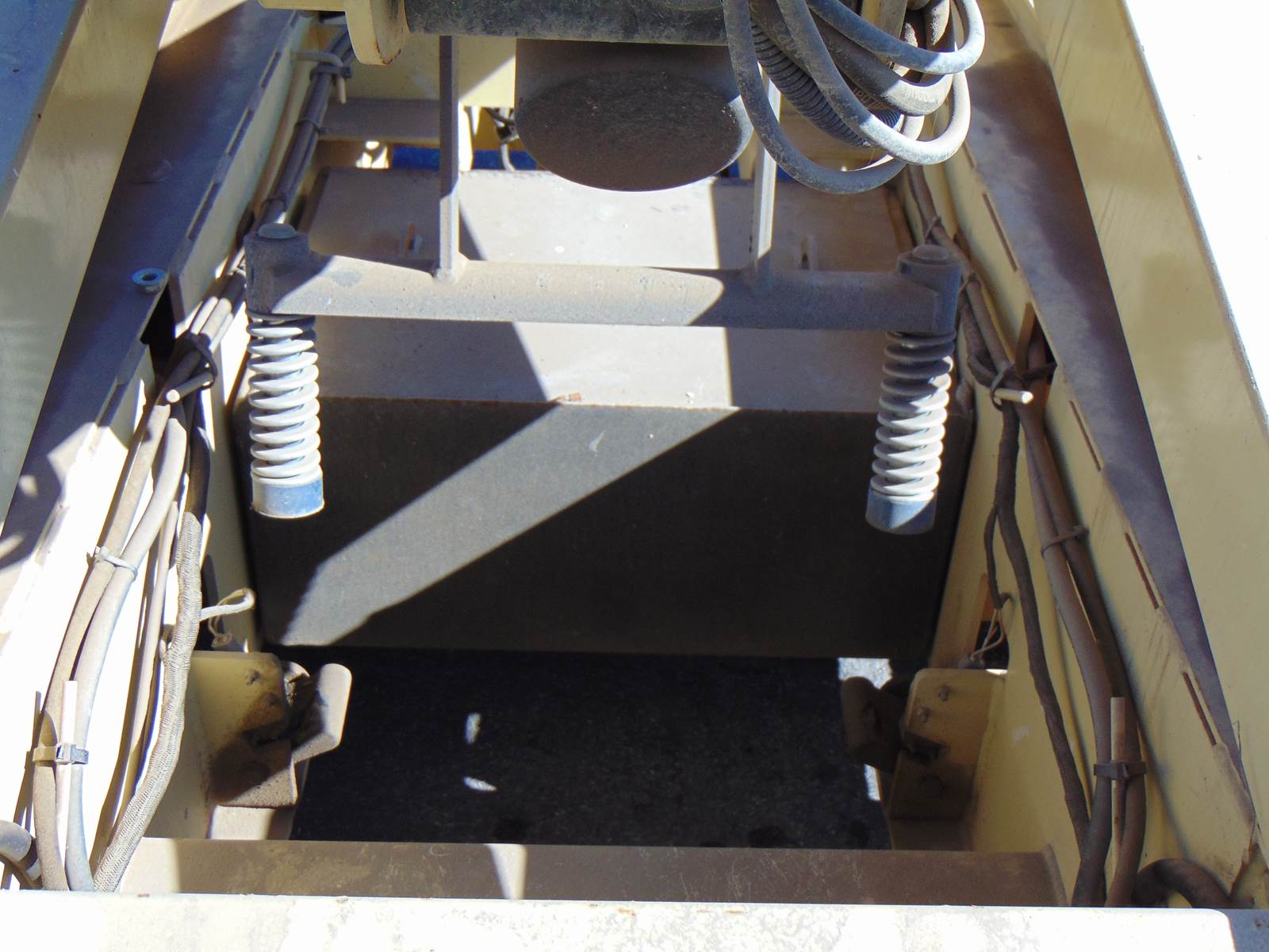 2018 JLG 3246ES SCISSOR LIFT - 38' WORKING HEIGHT - EXCELLENT ALL ORIGINAL PAINT - LOW HOURS - PERFORMS LIKE NEW - Image 22