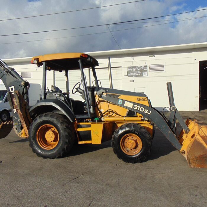 2010 JOHN DEERE 310SJ EXTENDAHOE 4X4 BACKHOE - ONLY 2,612 HOURS - EXCELLENT PERFORMING MACHINE - PRE-EMISSIONS