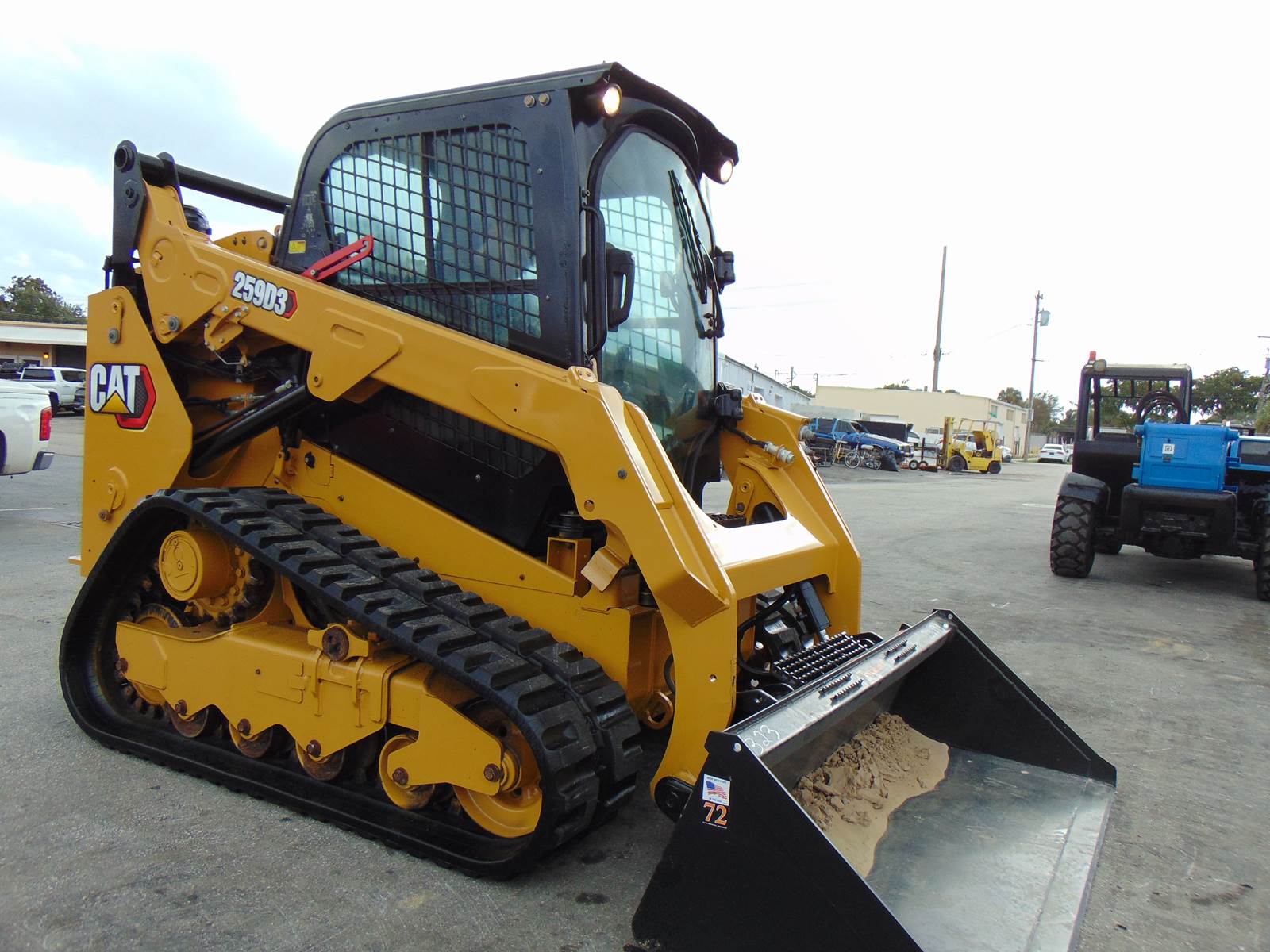 2020 CAT 259D3 TURBO 2 SPEED "COMFORT CAB" HEAT - AC - STEREO - CAMERA - JOYSTICKS - 1,143 HOURS - INSPECTED AND SERVICED - Image 2