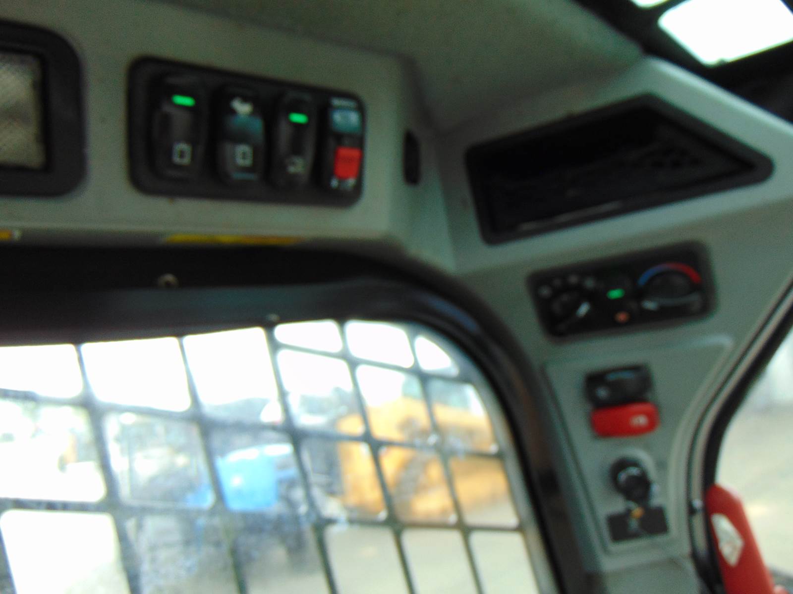 2020 CAT 259D3 TURBO 2 SPEED "COMFORT CAB" HEAT - AC - STEREO - CAMERA - JOYSTICKS - 1,143 HOURS - INSPECTED AND SERVICED - Image 25