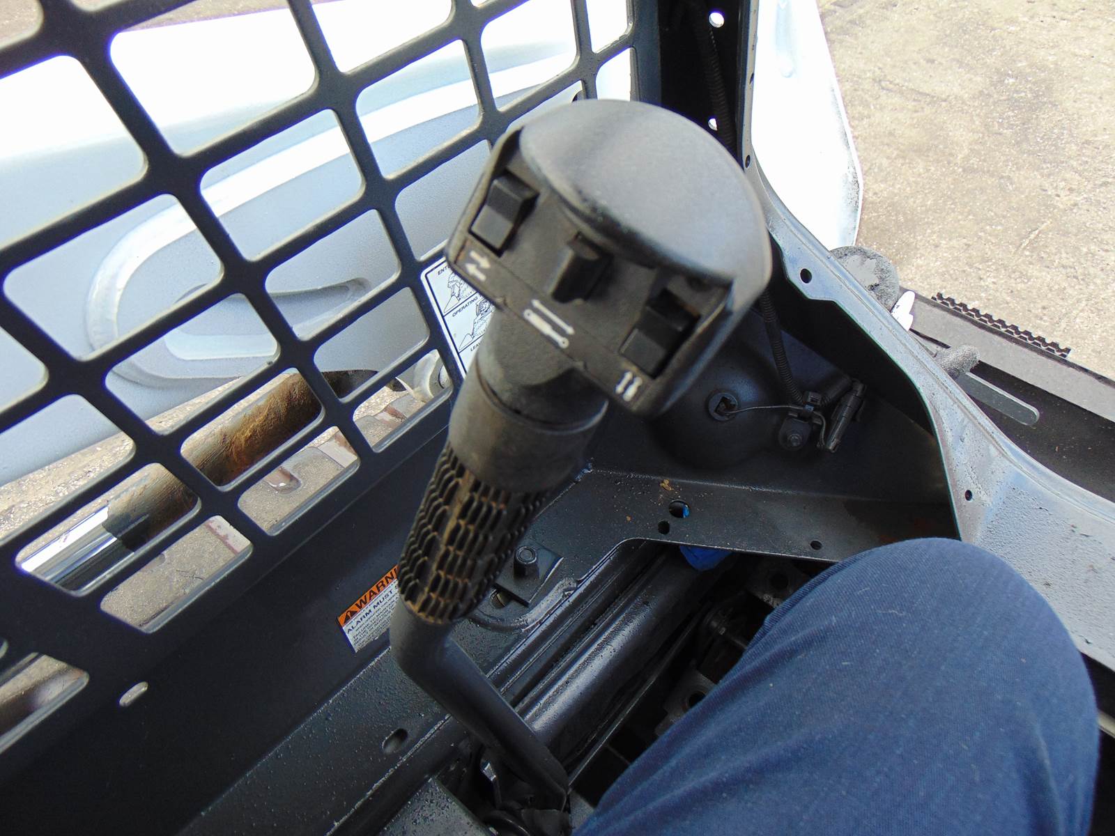2018 BOBCAT T550 TURBO SKID STEER TRACK LOADER - ONLY 1,693 HOURS - HAND AND FOOT CONTROLS - 100% SERVICED - Image 18