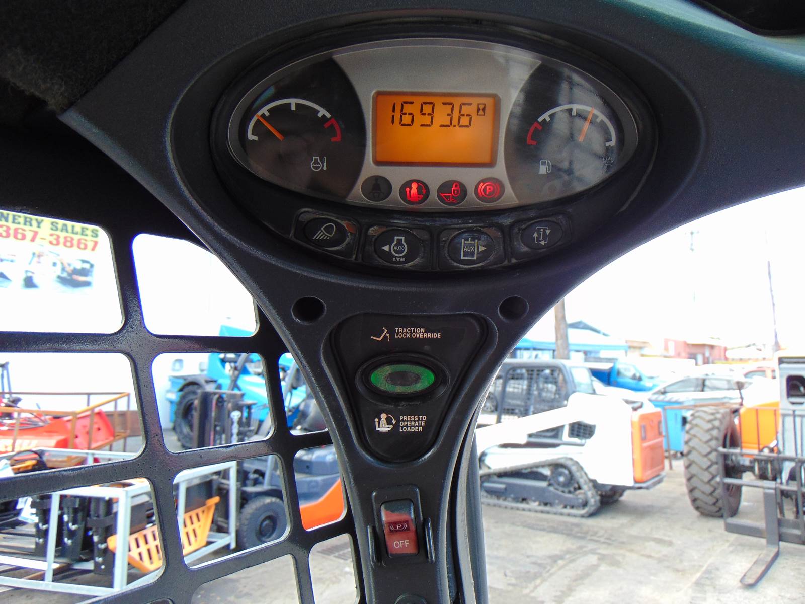 2018 BOBCAT T550 TURBO SKID STEER TRACK LOADER - ONLY 1,693 HOURS - HAND AND FOOT CONTROLS - 100% SERVICED - Image 20