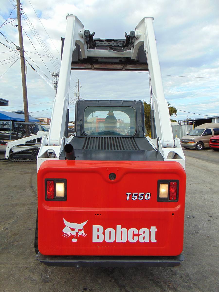 2018 BOBCAT T550 TURBO SKID STEER TRACK LOADER - ONLY 1,693 HOURS - HAND AND FOOT CONTROLS - 100% SERVICED - Image 26