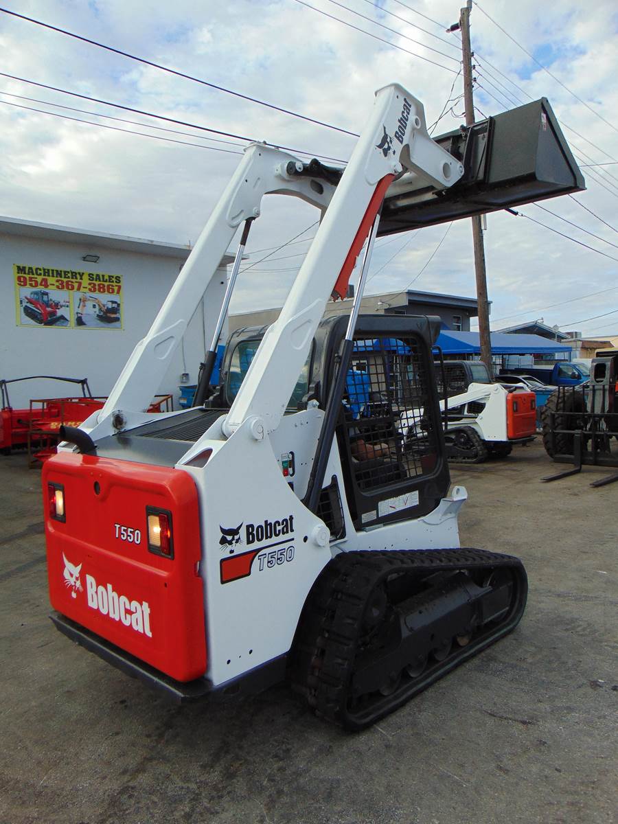 2018 BOBCAT T550 TURBO SKID STEER TRACK LOADER - ONLY 1,693 HOURS - HAND AND FOOT CONTROLS - 100% SERVICED - Image 27