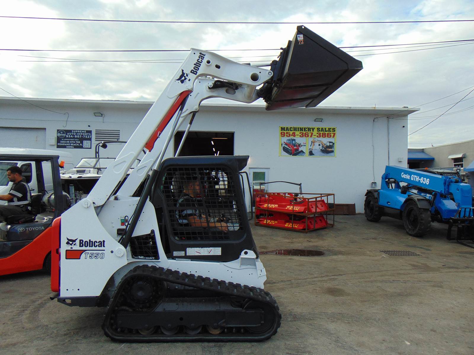 2018 BOBCAT T550 TURBO SKID STEER TRACK LOADER - ONLY 1,693 HOURS - HAND AND FOOT CONTROLS - 100% SERVICED - Image 29