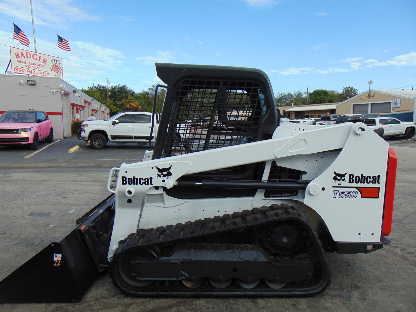 2018 BOBCAT T550 TURBO SKID STEER TRACK LOADER - ONLY 1,693 HOURS - HAND AND FOOT CONTROLS - 100% SERVICED - Image 4