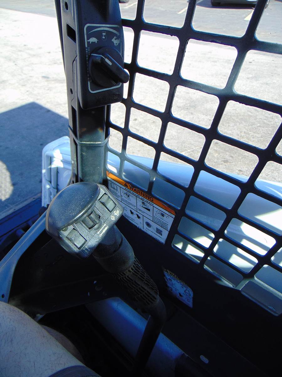 2018 BOBCATT450 TURBO "55 HP" CLEAN AND DEPENDABLE BASE MODEL WITH HAND AND FOOT CONTROLS - ONLY 1,728 HOURS - Image 13