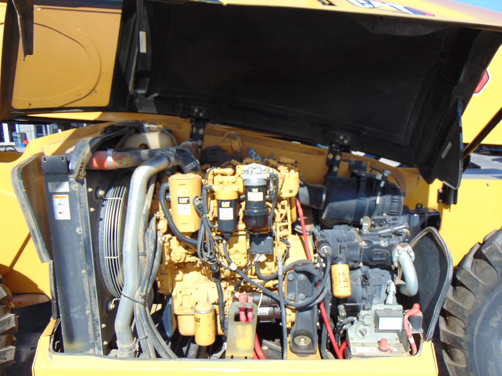 2018 CAT TL1055 TELEHANDLER "DELETED" NO DEF - 10K LBS - 55 FT - ROTATING FORK CARRIAGE - OUTRIGGERS - ONLY 2,631 HOURS - NEW TIRES - Image 13