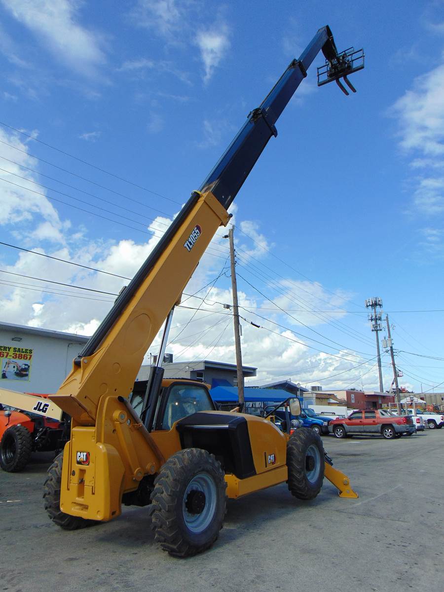 2018 CAT TL1055 TELEHANDLER "DELETED" NO DEF - 10K LBS - 55 FT - ROTATING FORK CARRIAGE - OUTRIGGERS - ONLY 2,631 HOURS - NEW TIRES - Image 26