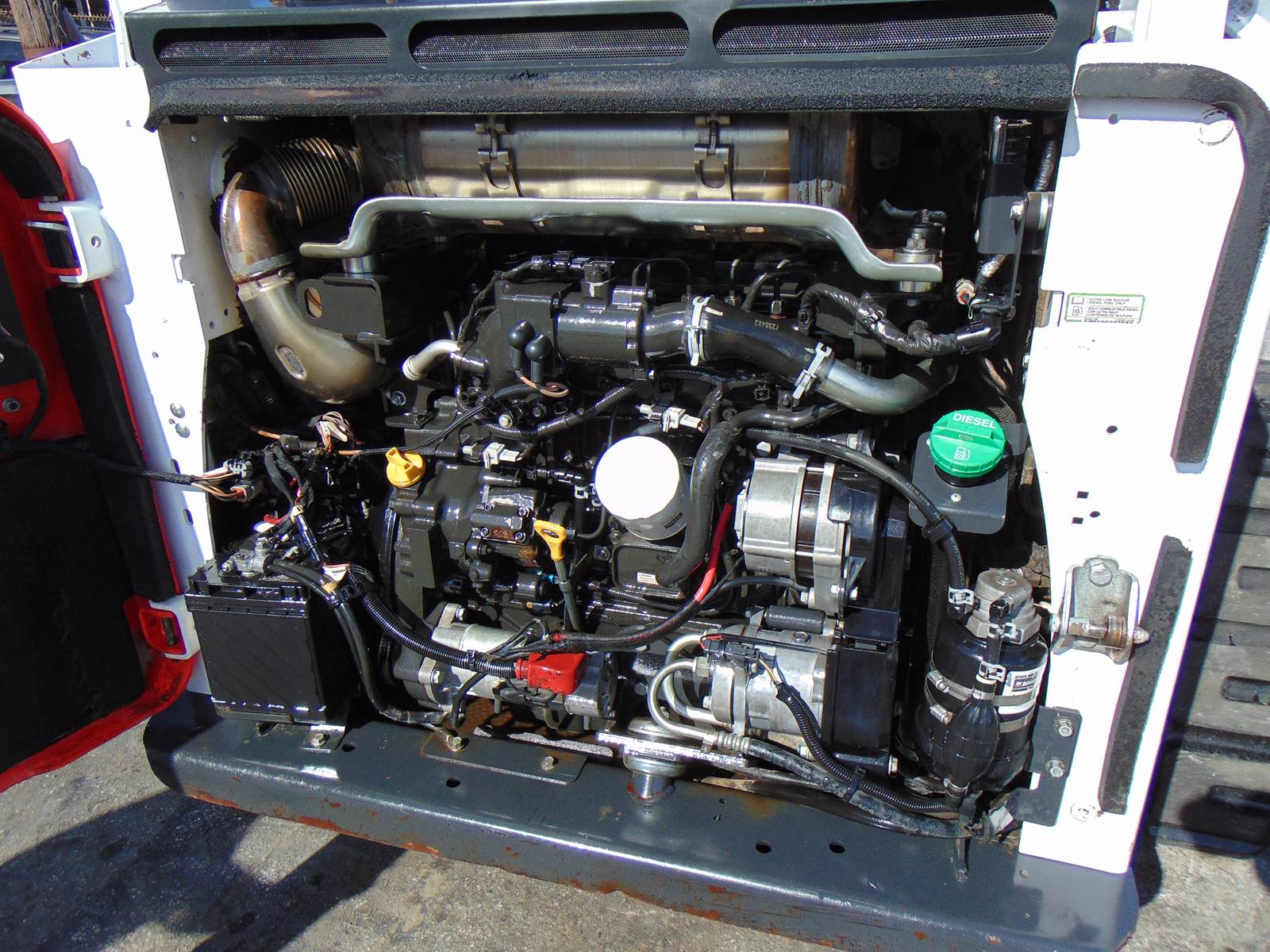 2020 BOBCAT T770 TURBO 2 SPEED "HIGH FLOW" - H.D. COOLING PKG - JOYSTICKS - BOB TACH POWER COUPLER - SUPER LOW HOURS - 100% ORIGINAL - Image 10