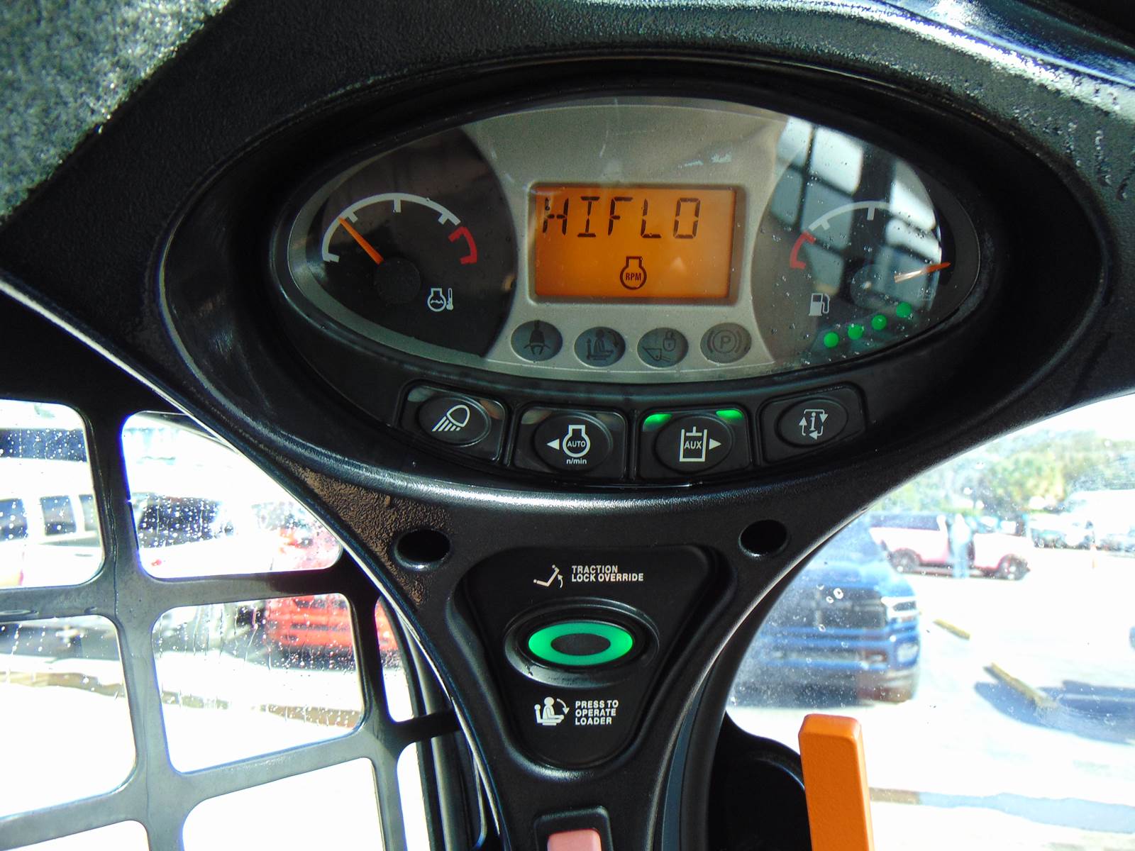 2020 BOBCAT T770 TURBO 2 SPEED "HIGH FLOW" - H.D. COOLING PKG - JOYSTICKS - BOB TACH POWER COUPLER - SUPER LOW HOURS - 100% ORIGINAL - Image 24