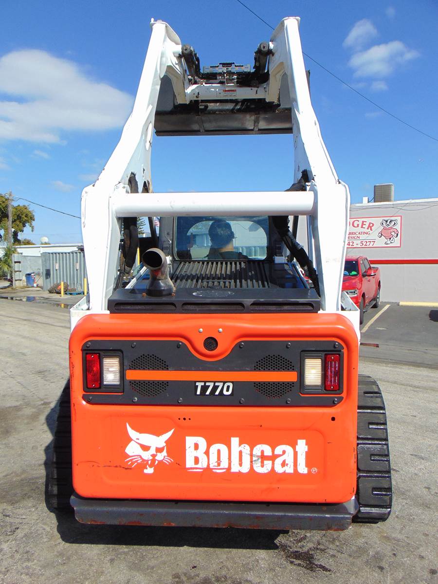 2020 BOBCAT T770 TURBO 2 SPEED "HIGH FLOW" - H.D. COOLING PKG - JOYSTICKS - BOB TACH POWER COUPLER - SUPER LOW HOURS - 100% ORIGINAL - Image 28