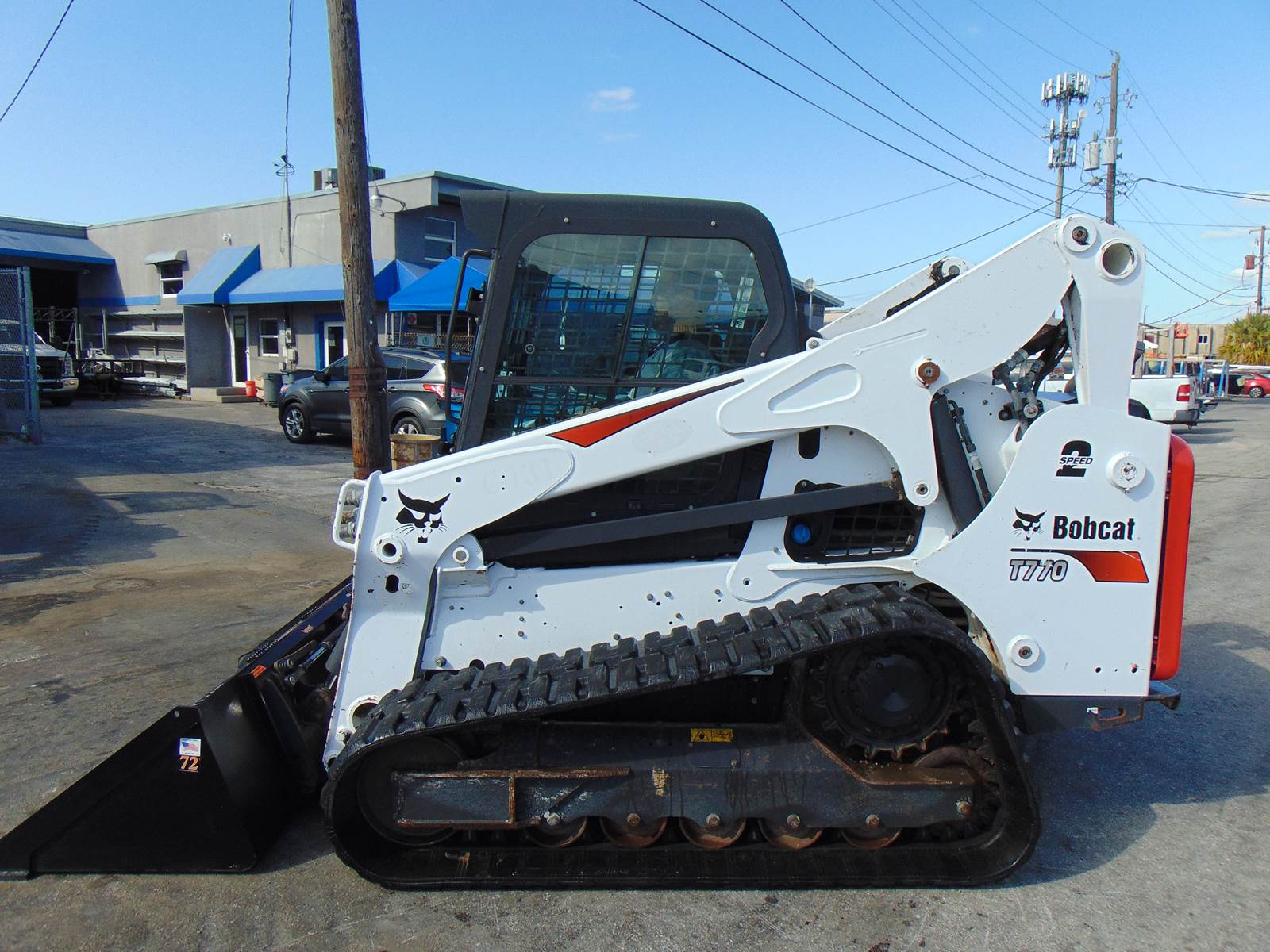 2020 BOBCAT T770 TURBO 2 SPEED "HIGH FLOW" - H.D. COOLING PKG - JOYSTICKS - BOB TACH POWER COUPLER - SUPER LOW HOURS - 100% ORIGINAL - Image 3