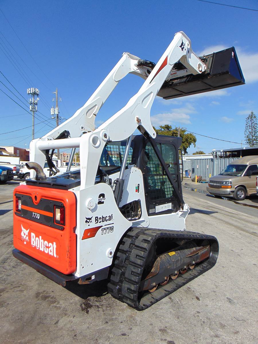 2020 BOBCAT T770 TURBO 2 SPEED "HIGH FLOW" - H.D. COOLING PKG - JOYSTICKS - BOB TACH POWER COUPLER - SUPER LOW HOURS - 100% ORIGINAL - Image 30