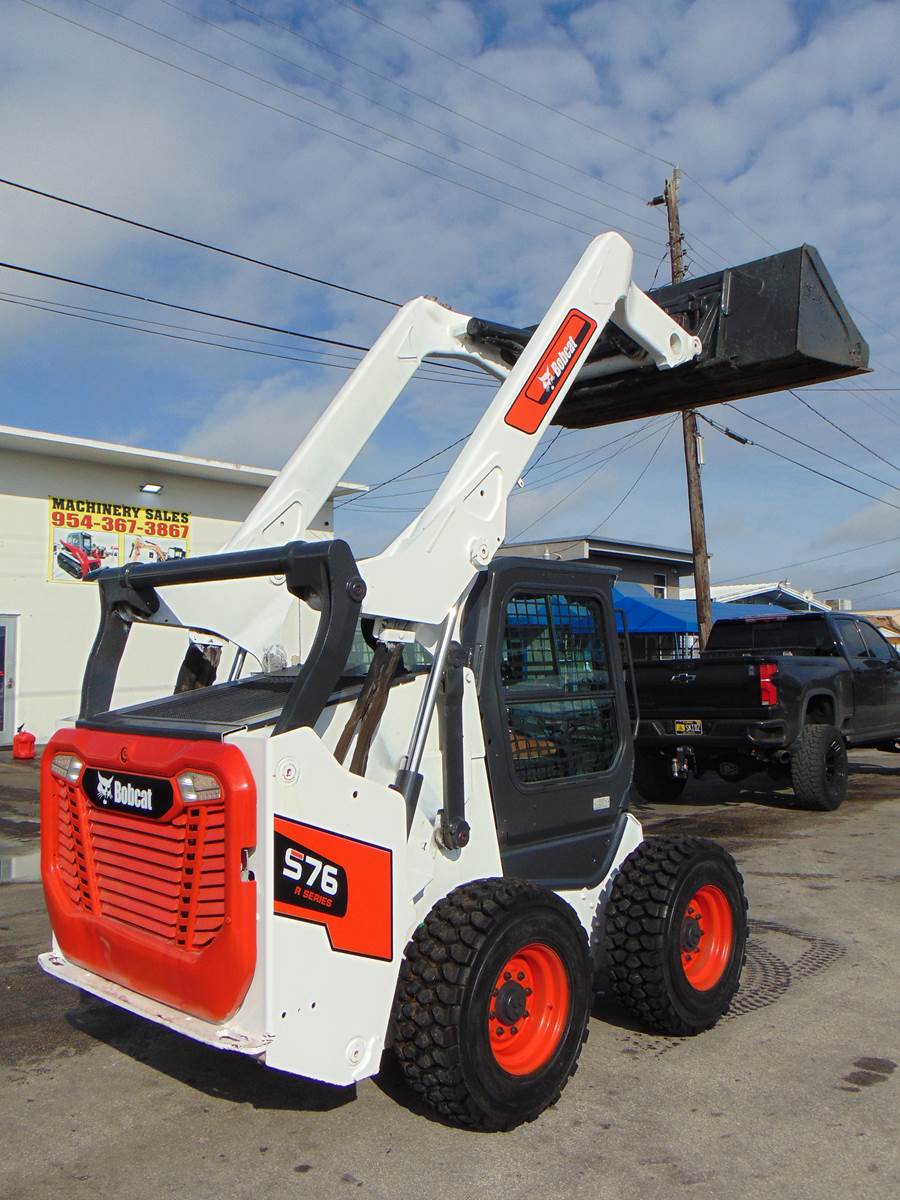 2020 BOBCAT S-76 TURBO 2 SPEED - HEAT & A/C - JOYSTICK CONTROLS - BOB TACH - CAMERA - ADVANCED MONITOR DISPLAY - ONLY 1,544 HOURS - Image 29