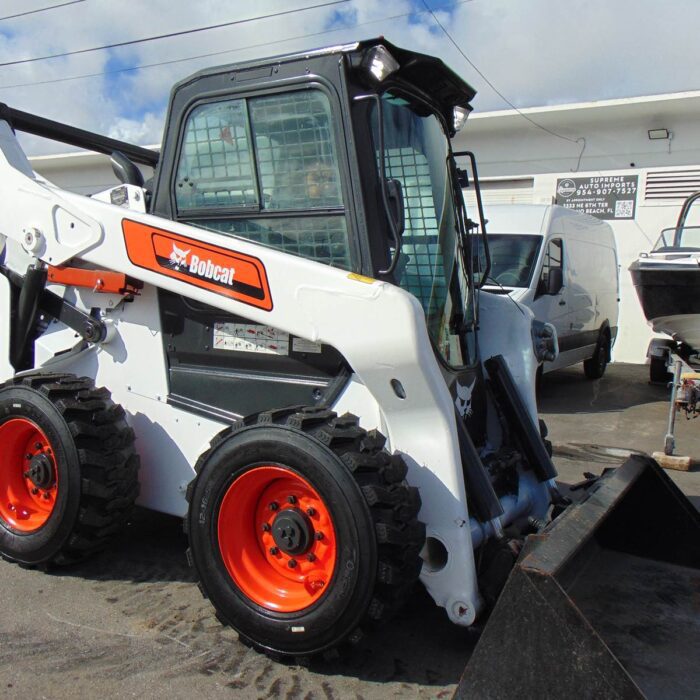2020 BOBCAT S76 TURBO - 4 BRAND NEW TIRES - HEAT AND AC COMFORT CAB - BACK UP CAMERA - ONLY 1,145 HOURS