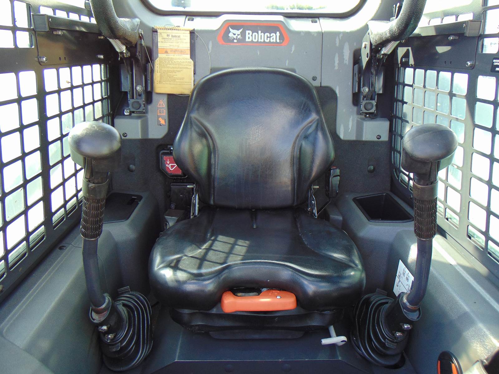 2020 BOBCAT S76 TURBO - 4 BRAND NEW TIRES - HEAT AND AC COMFORT CAB - BACK UP CAMERA - ONLY 1,145 HOURS - Image 21