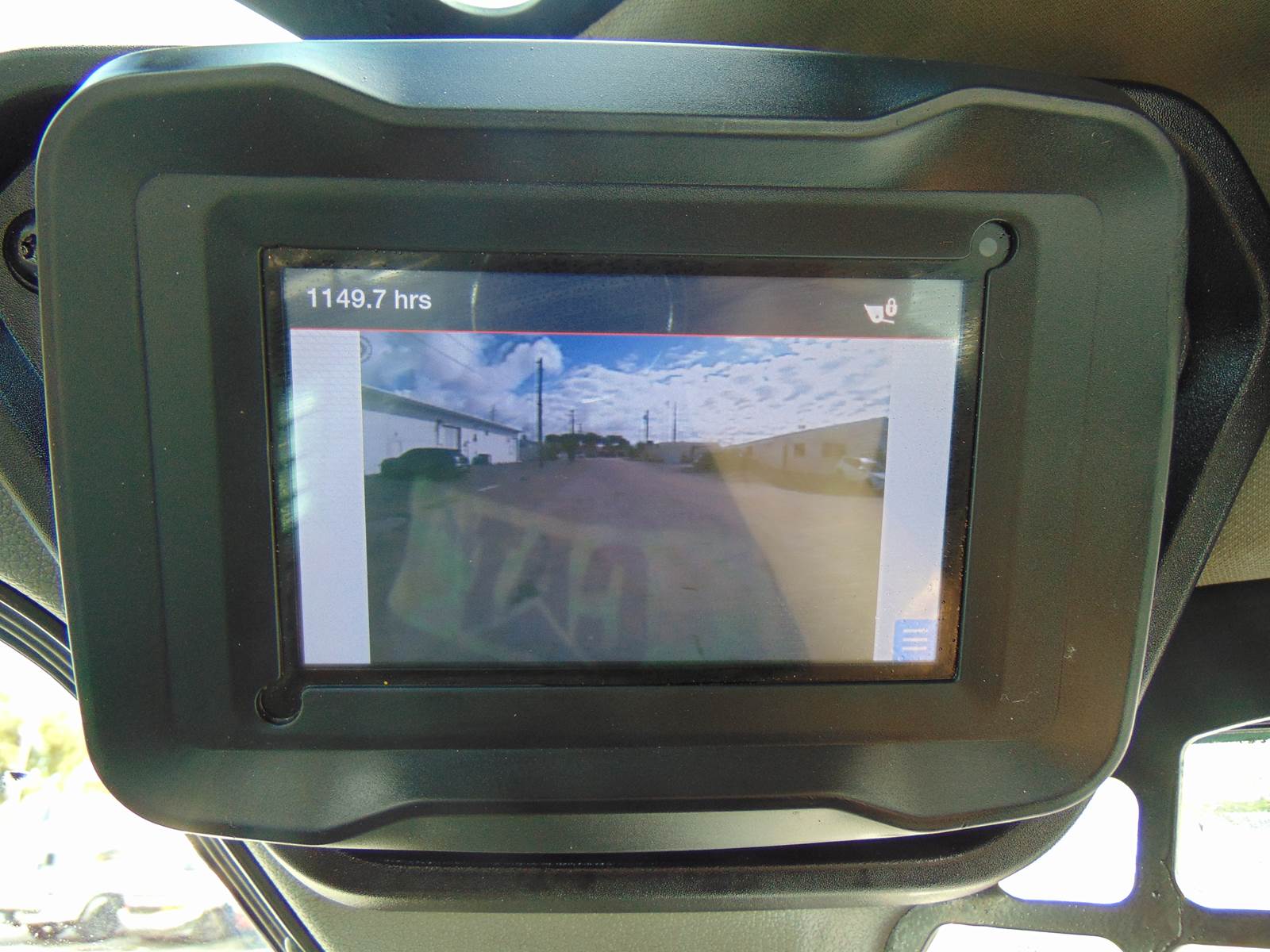 2020 BOBCAT S76 TURBO - 4 BRAND NEW TIRES - HEAT AND AC COMFORT CAB - BACK UP CAMERA - ONLY 1,145 HOURS - Image 17