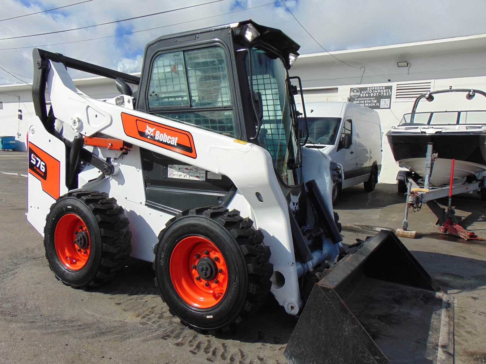 2020 BOBCAT S76 TURBO - 4 BRAND NEW TIRES - HEAT AND AC COMFORT CAB - BACK UP CAMERA - ONLY 1,145 HOURS - Image 5