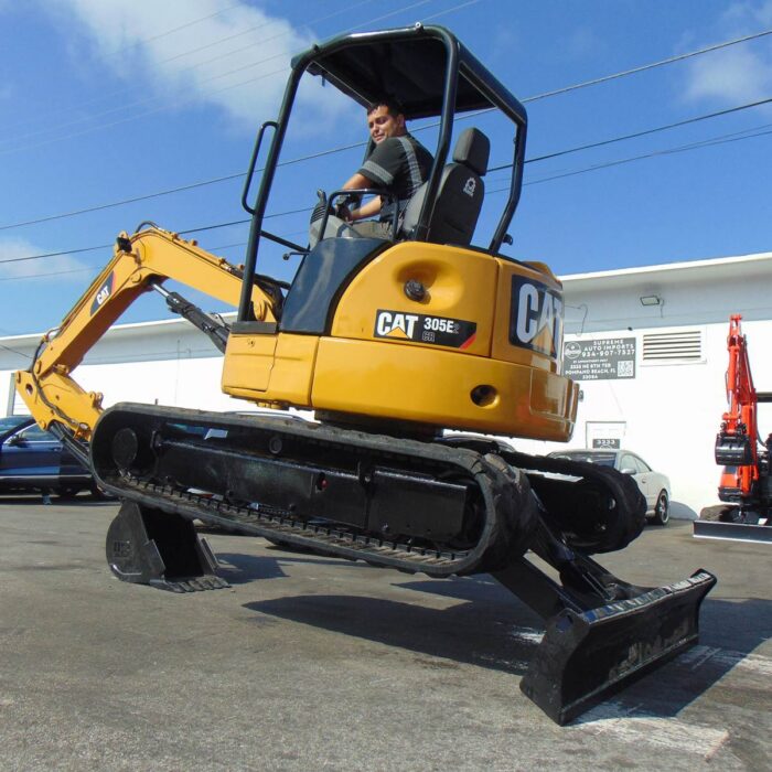 2016 Caterpillar CAT 305E2 CR Excavator - Tooth Bucket - "ONLY 966 ORIGINAL 1 OWNER HOURS" - PRE-EMISSIONS - 11,000 POUNDS