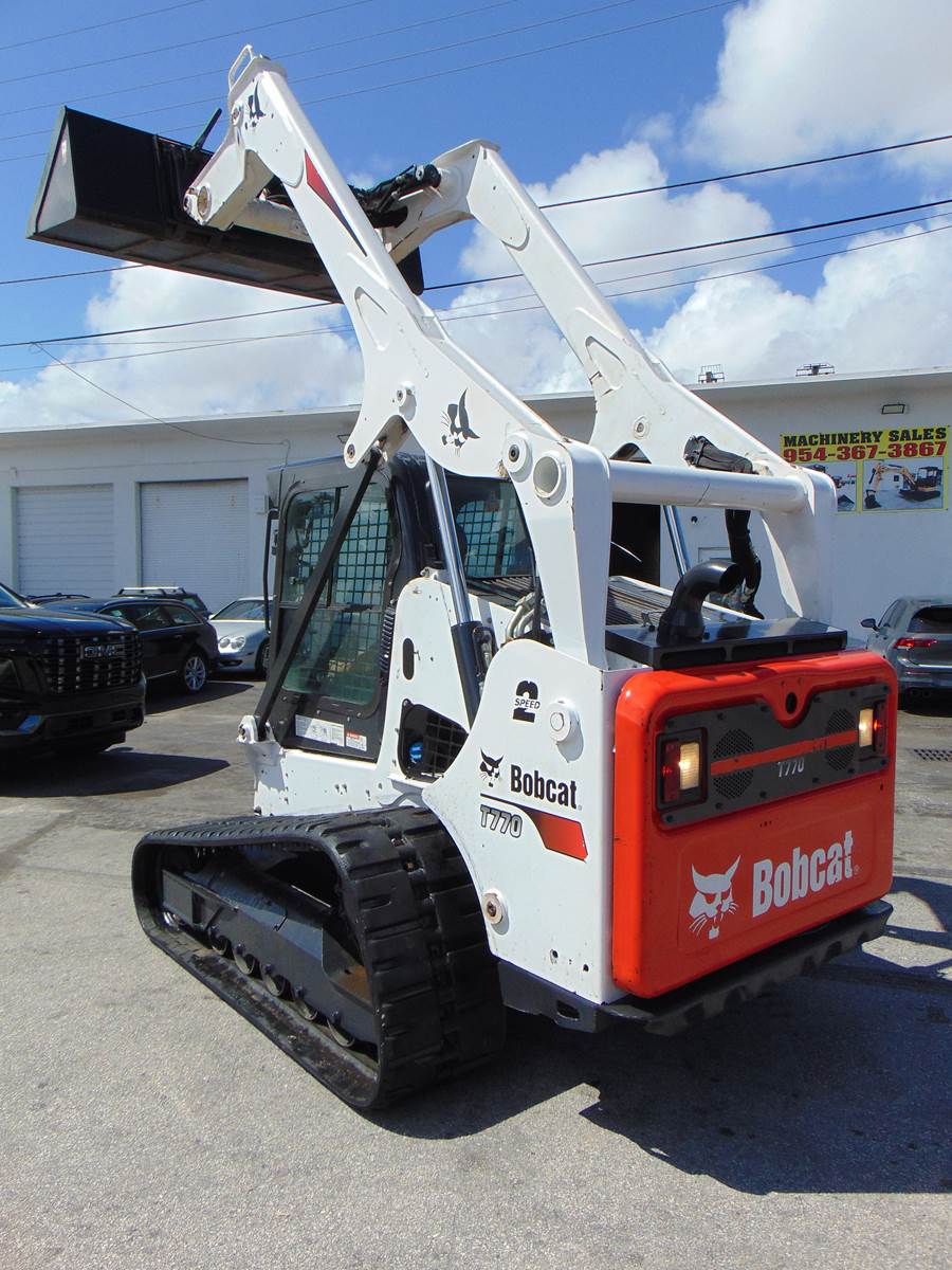 2018 BOBCAT T770 HIGH FLOW FORESTRY PKG - EVERY OPTION - BIG 92 HP - RIDE CONTROL - JOYSTICKS - ONLY 1,162 HOURS - Image 9