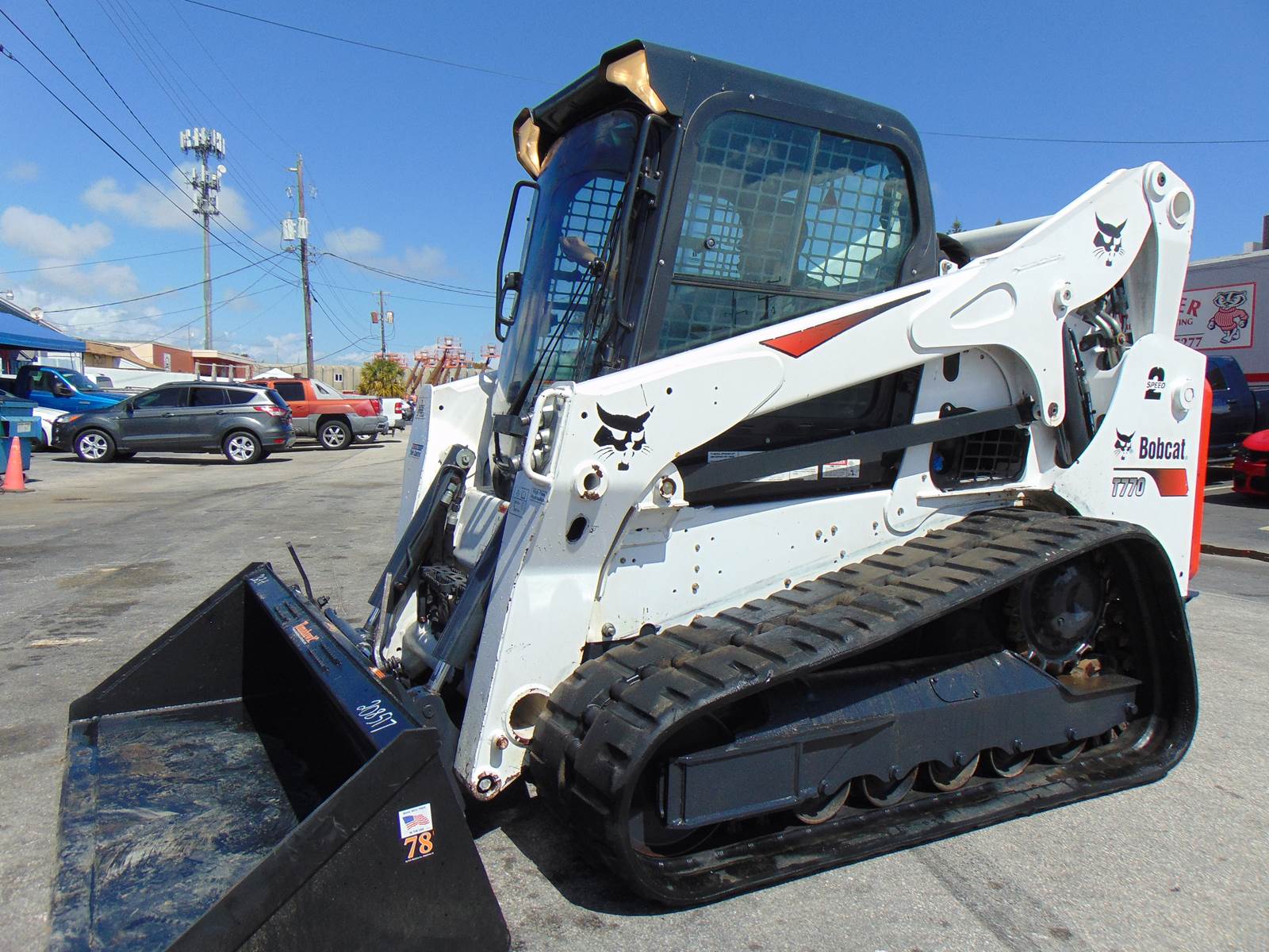 2018 BOBCAT T770 HIGH FLOW FORESTRY PKG - EVERY OPTION - BIG 92 HP - RIDE CONTROL - JOYSTICKS - ONLY 1,162 HOURS - Image 4