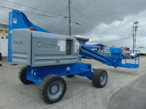 2014 GENIE S-40 TELECOPIC BOOM LIFT - 46' WORKING HEIGHT - DIESEL 4X4 - ON BOARD GENERATOR