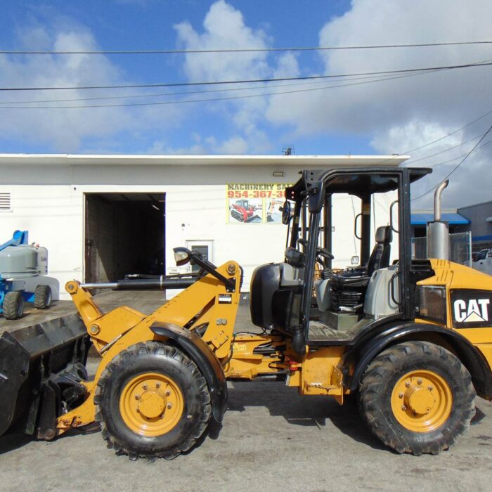 2014 CAT 906H ARTICULATED WHEEL LOADER - NEW MITSUBISHI DIESEL - PRE EMISSIONS - JOYSTICK CONTROL - 100% JOB READY