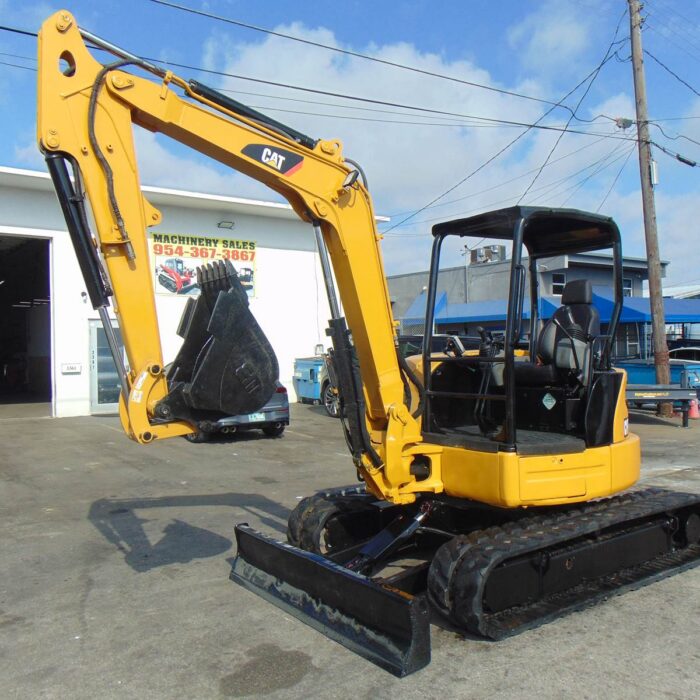 2016 CAT 305E2 CR 11K LB EXCAVATOR- 