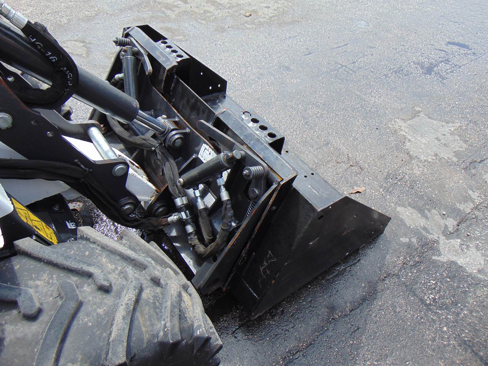 2021 BOBCAT L23 ARTICULATED FRONT END MINI LOADER - KUBOTA DIESEL - POWER QUICK ATTACH - ONLY 1,129 HOURS - Image 23