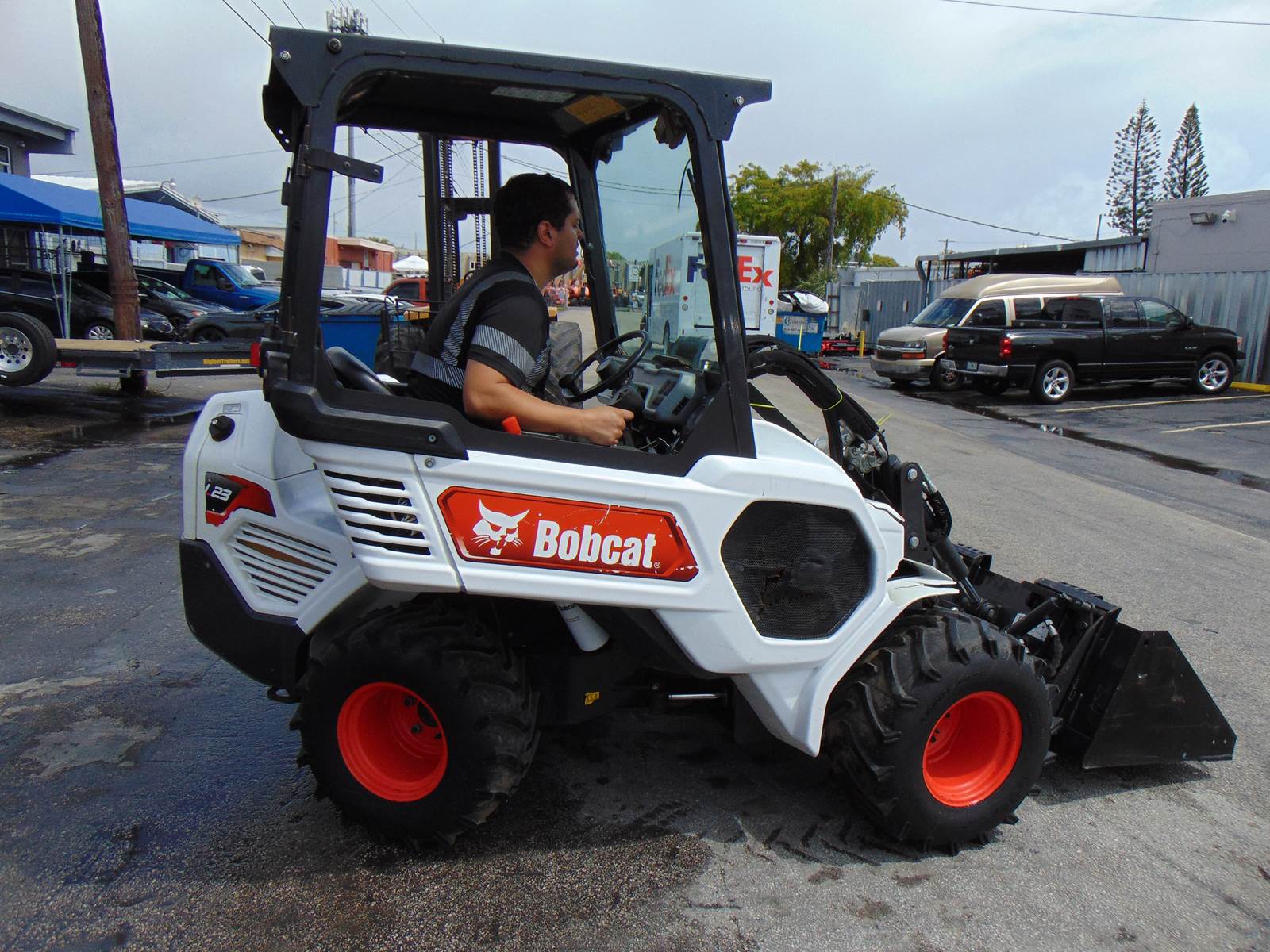 2021 BOBCAT L23 ARTICULATED FRONT END MINI LOADER - KUBOTA DIESEL - POWER QUICK ATTACH - ONLY 1,129 HOURS - Image 16