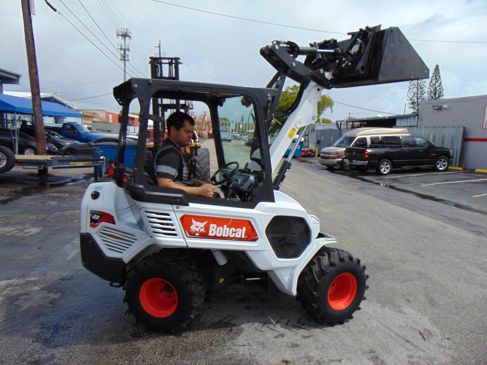 2021 BOBCAT L23 ARTICULATED FRONT END MINI LOADER - KUBOTA DIESEL - POWER QUICK ATTACH - ONLY 1,129 HOURS - Image 15