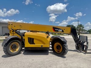 2013 CAT TL-943C 9K TELEHANDLER FOR SALE - ALL ORIGINAL AMAZING CONDITION - 100% perfect and job ready - needs nothing - easy financing - free local delivery