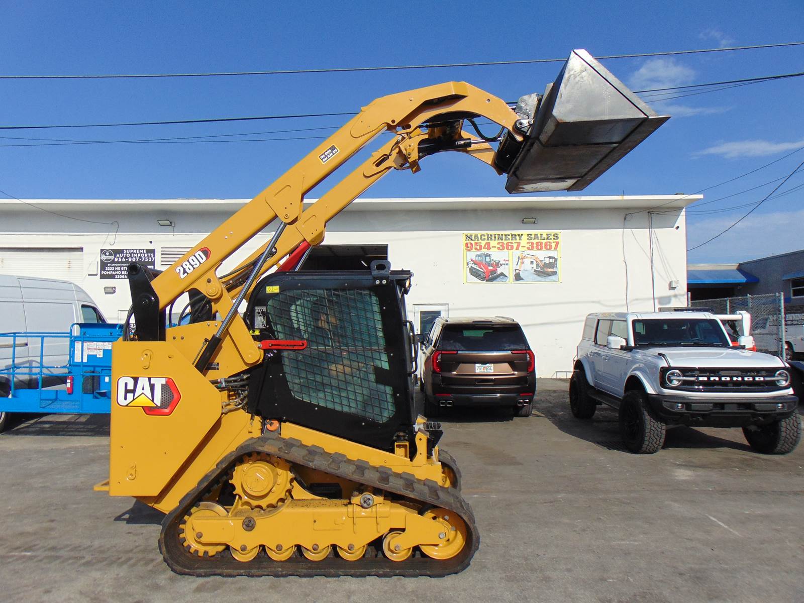 2015 CAT 289D TURBO 2 SPEED - PRE EMISSIONS DIESEL - SUPER LOADED - HEAT - AC - JOYSTICKS - AIR RIDE - BRAND NEW TRACKS - 1,932 HOURS - Image 29