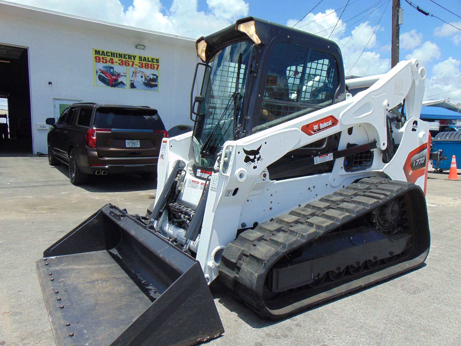 2021 BOBCAT T770 TURBO 2 SPEED "HIGH FLOW" 92 HP - JOYSTICKS - HEAT AND A/C - SUPER LOADED - ONLY 1,348 HOURS - JOB READY