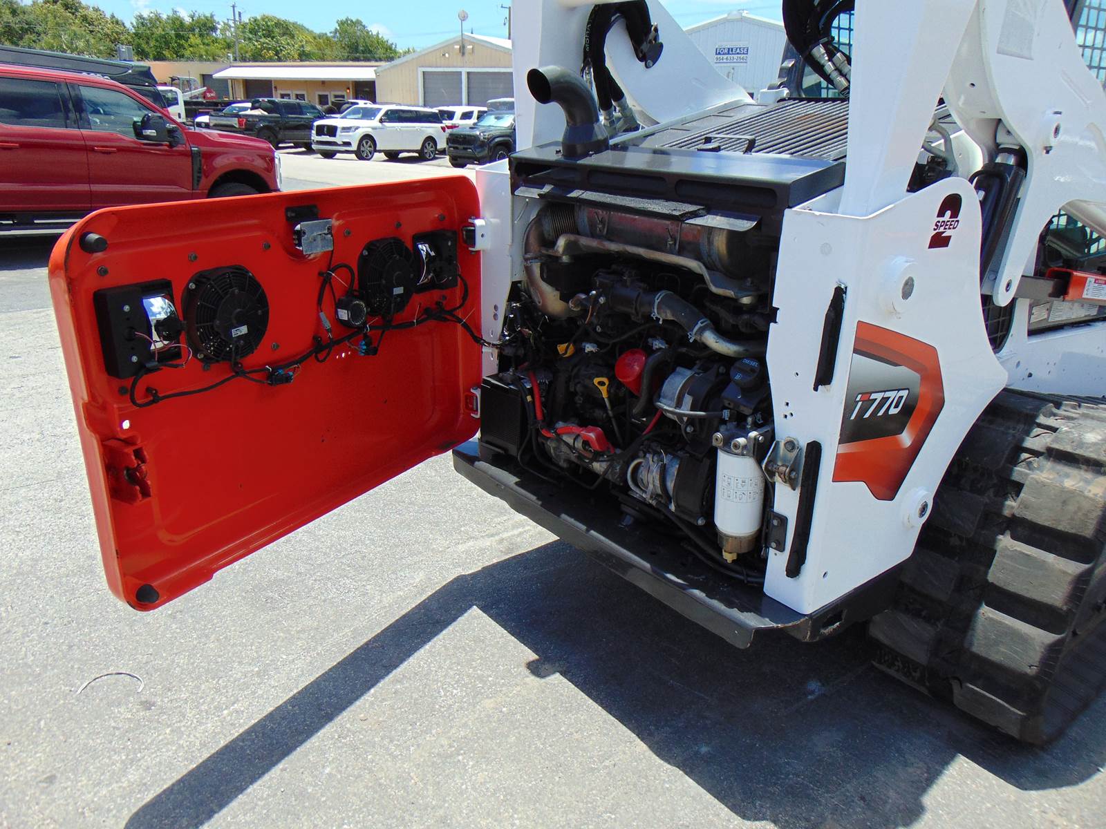 2021 BOBCAT T770 TURBO 2 SPEED "HIGH FLOW" 92 HP - JOYSTICKS - HEAT AND A/C - SUPER LOADED - ONLY 1,348 HOURS - JOB READY - Image 45