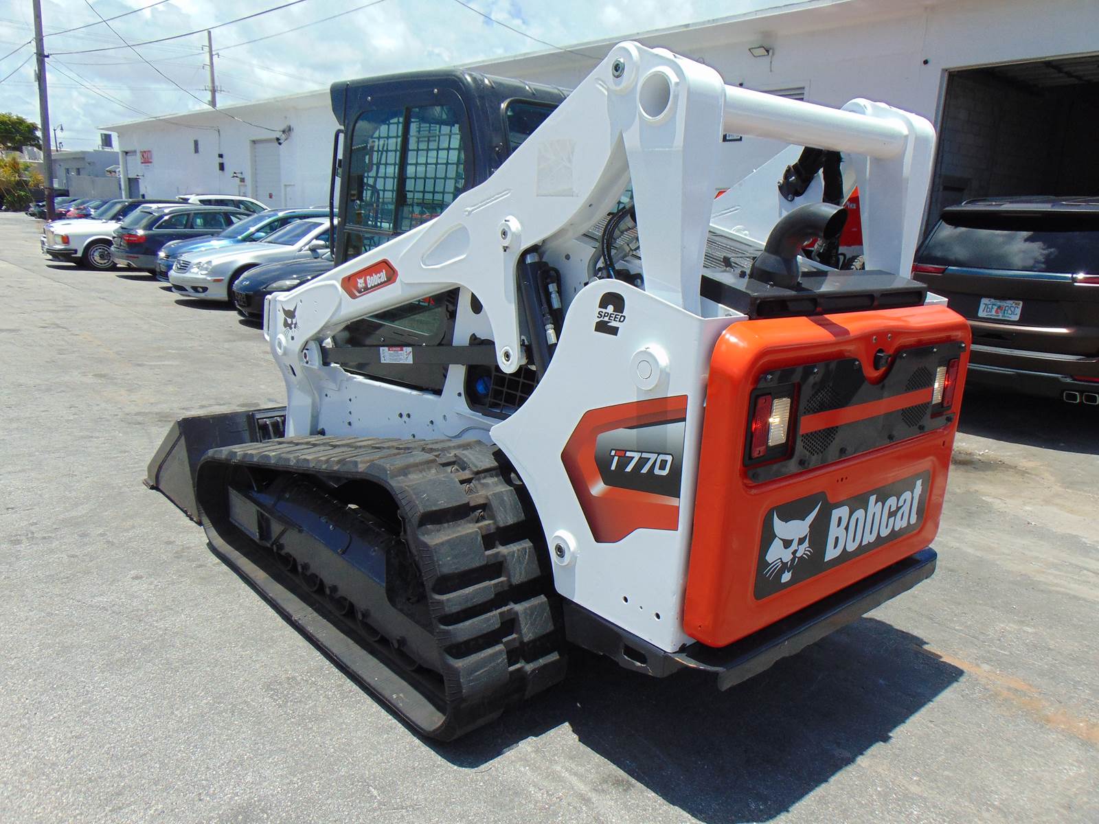 2021 BOBCAT T770 TURBO 2 SPEED "HIGH FLOW" 92 HP - JOYSTICKS - HEAT AND A/C - SUPER LOADED - ONLY 1,348 HOURS - JOB READY - Image 44