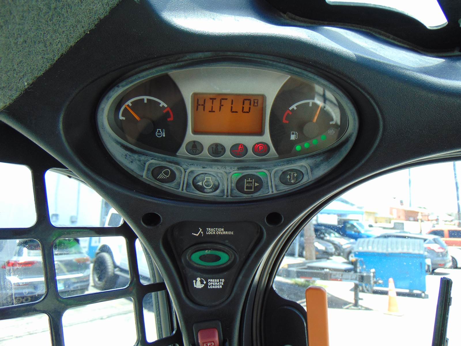 2021 BOBCAT T770 TURBO 2 SPEED "HIGH FLOW" 92 HP - JOYSTICKS - HEAT AND A/C - SUPER LOADED - ONLY 1,348 HOURS - JOB READY - Image 28