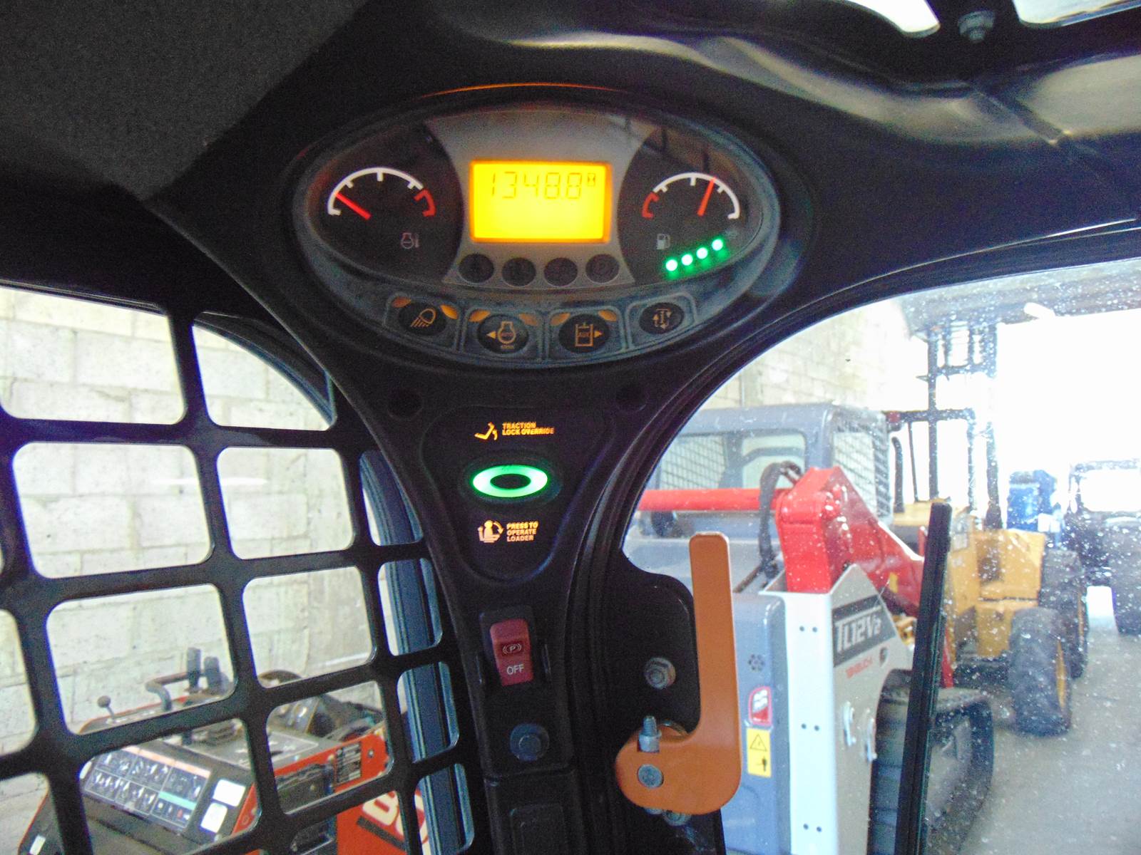2021 BOBCAT T770 TURBO 2 SPEED "HIGH FLOW" 92 HP - JOYSTICKS - HEAT AND A/C - SUPER LOADED - ONLY 1,348 HOURS - JOB READY - Image 19