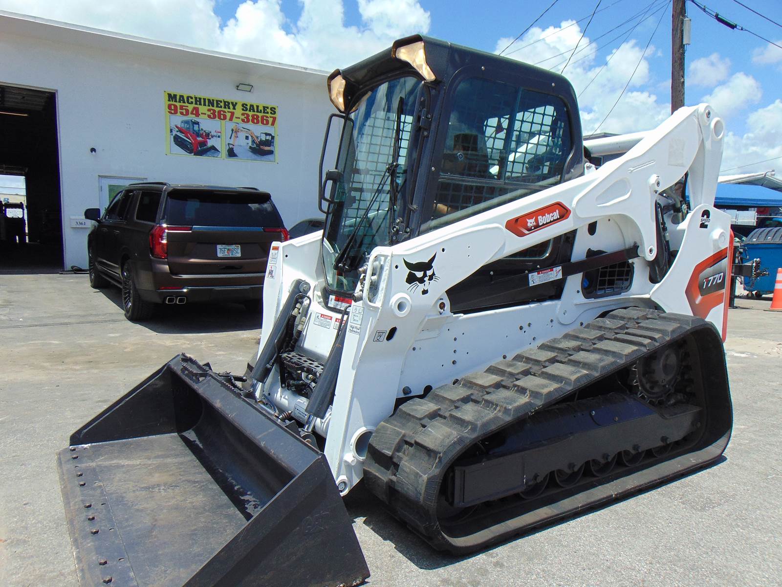 2021 BOBCAT T770 TURBO 2 SPEED "HIGH FLOW" 92 HP - JOYSTICKS - HEAT AND A/C - SUPER LOADED - ONLY 1,348 HOURS - JOB READY - Image 11